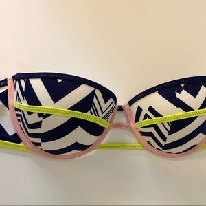 Victoria’s Secret Strapless Bikini Top